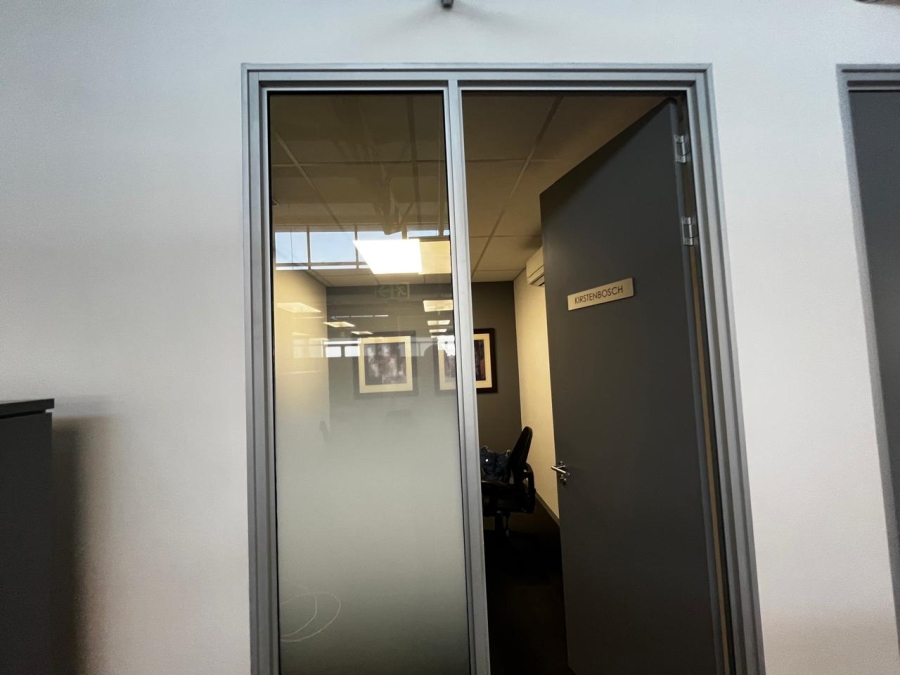 To Let commercial Property for Rent in Bo Oakdale Western Cape